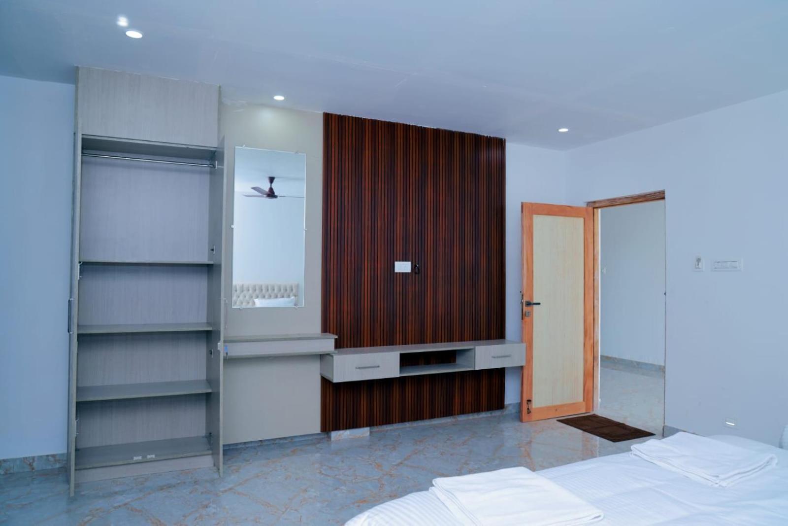 Grand Sangeetham Inn Tiruchchendur Ngoại thất bức ảnh