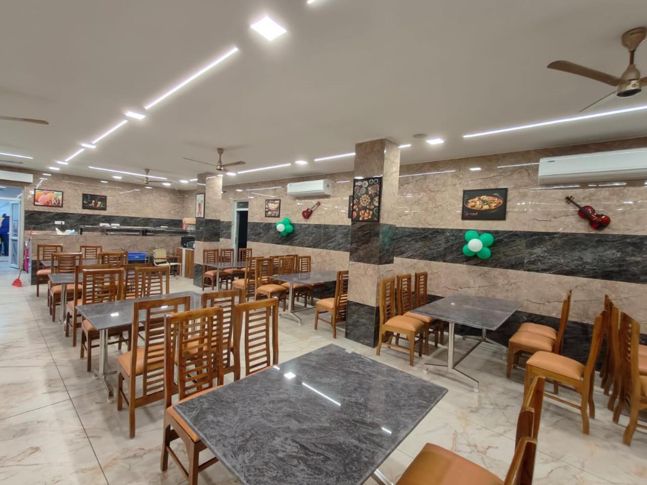 Grand Sangeetham Inn Tiruchchendur Ngoại thất bức ảnh